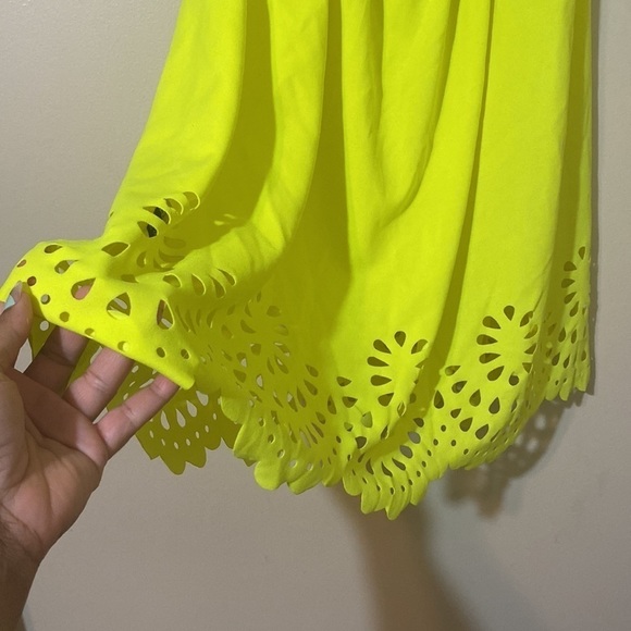 Neon green dress - Picture 4 of 4